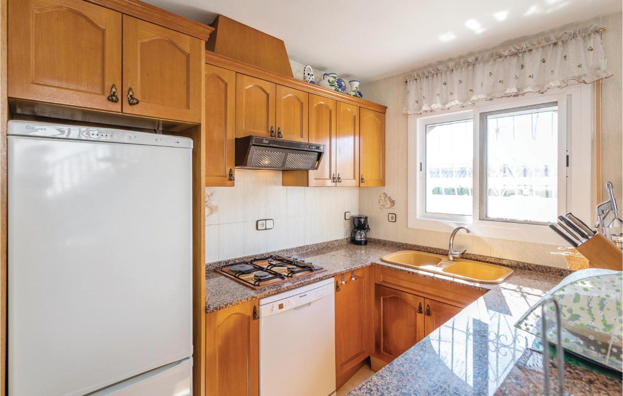 Nice Home In Lametlla De Mar With Kitchen Les Tres Cales Dış mekan fotoğraf