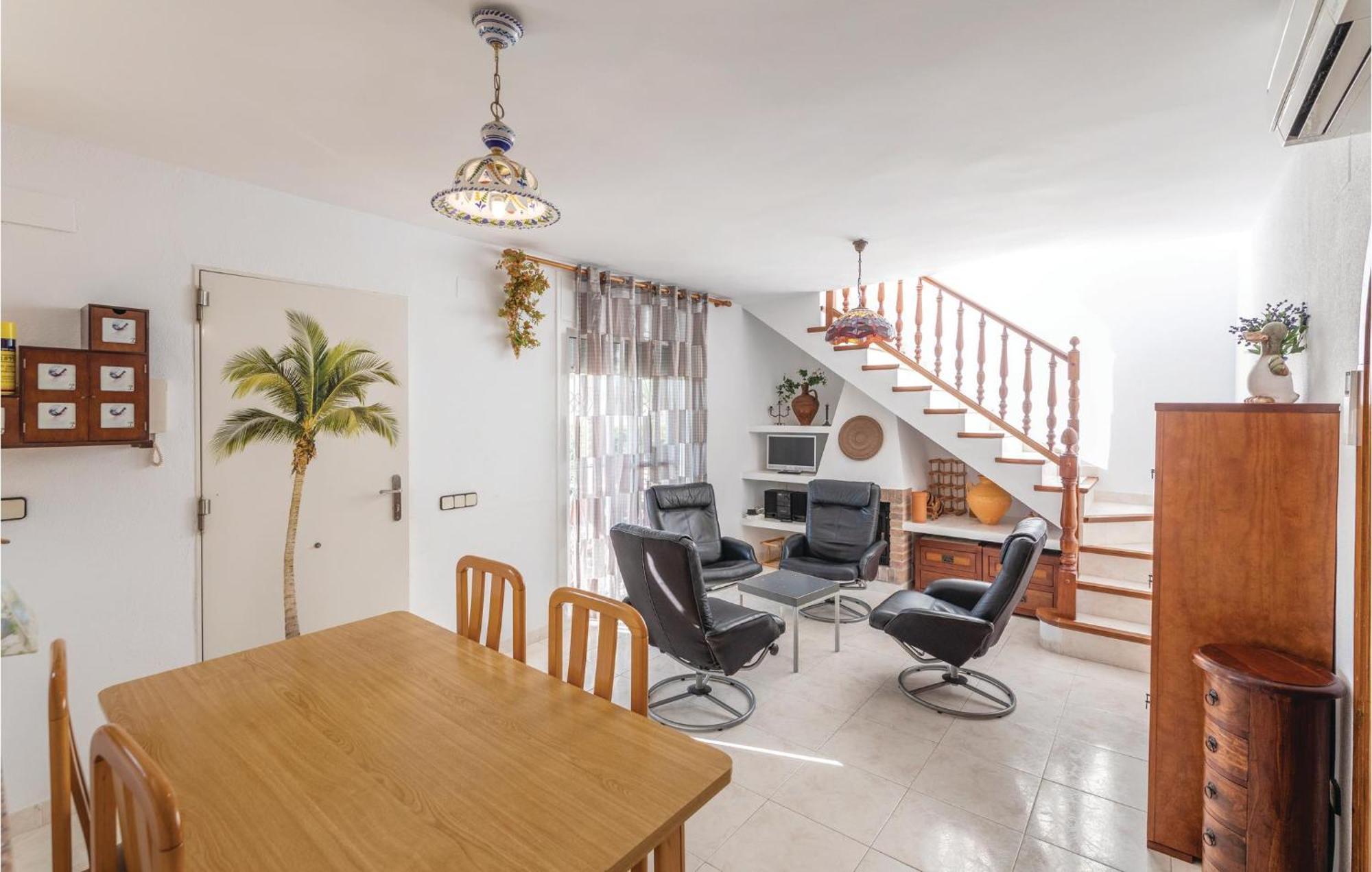 Nice Home In Lametlla De Mar With Kitchen Les Tres Cales Dış mekan fotoğraf