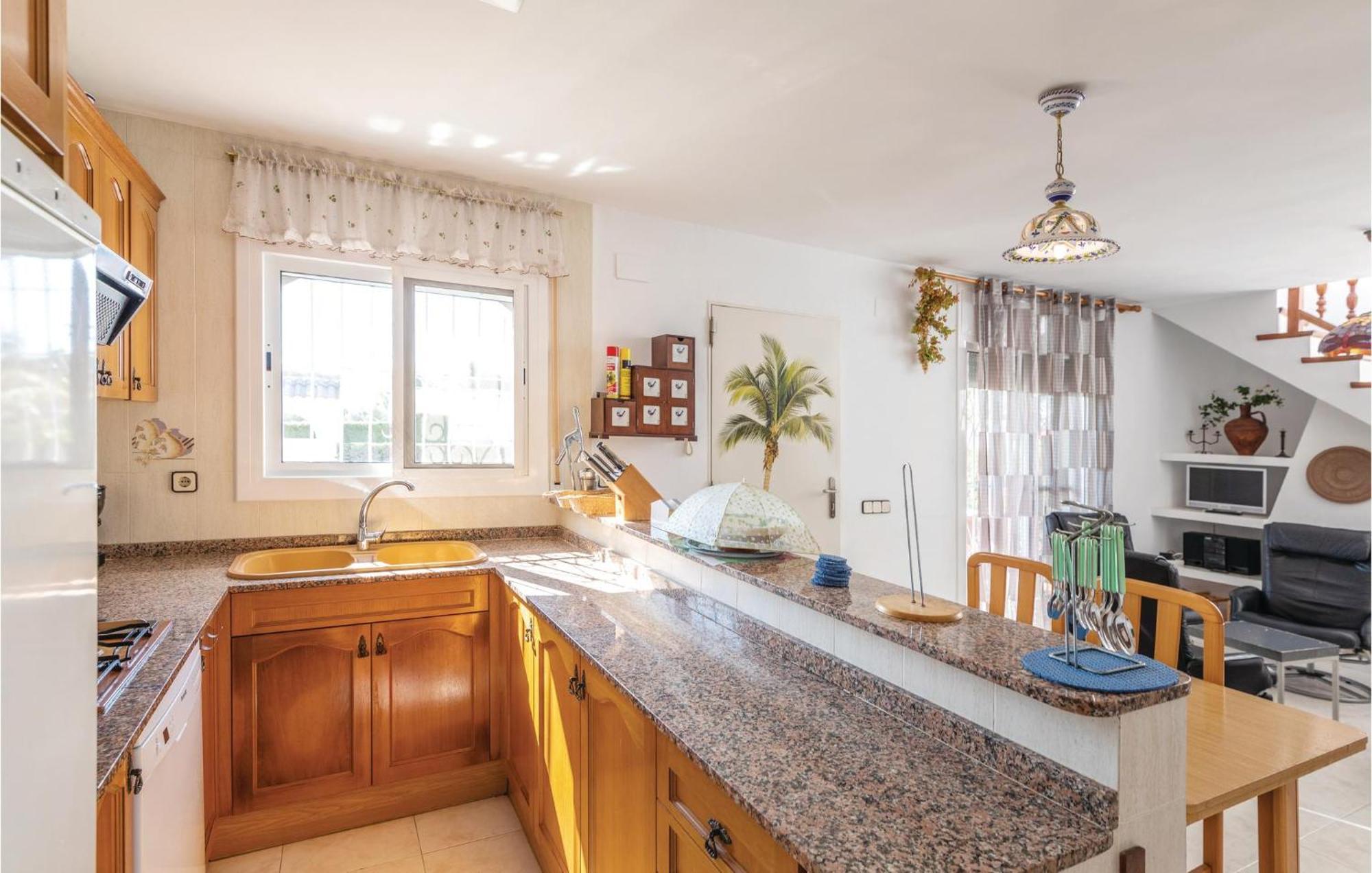 Nice Home In Lametlla De Mar With Kitchen Les Tres Cales Dış mekan fotoğraf